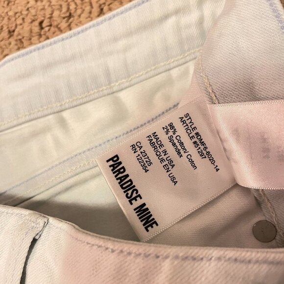 Aritzia Paradise Mine Bleached Denim Low-Rise Cutoff Shorts - US 28 - Picture 10 of 15